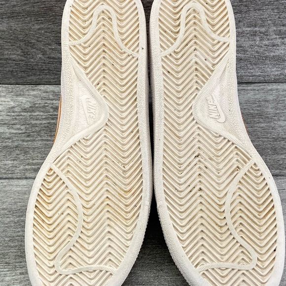 Nike Court Royale Coral Pink Womens 8 Tennis Shoes Preowned 749867-604 Leather - Picture 5 of 14